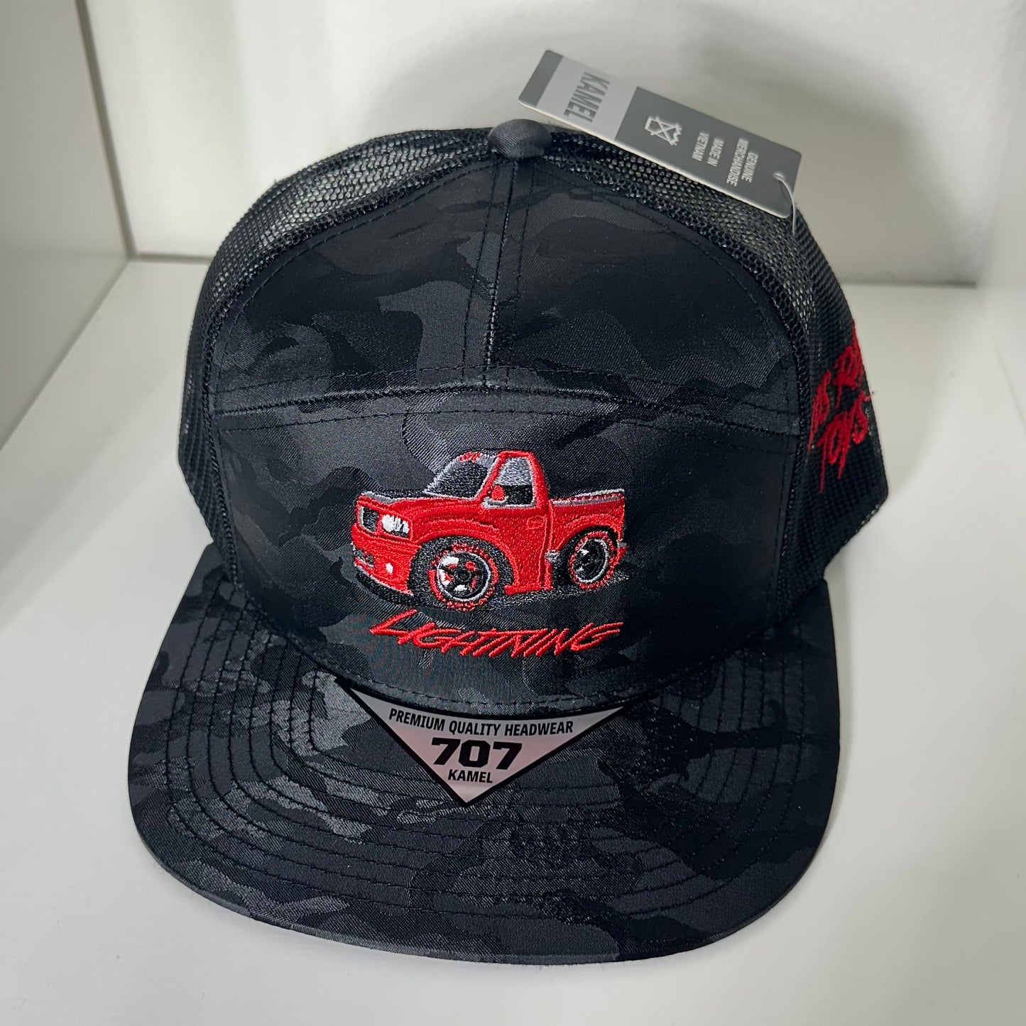 Los Red Toys Hat Lightning Snapback