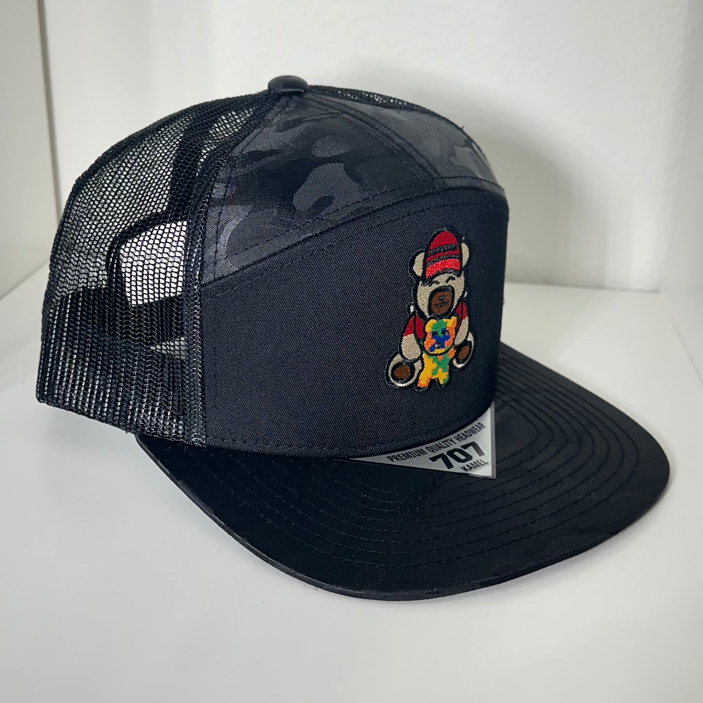 Los Red Toys Bear Hat Especial Edition (Autism)