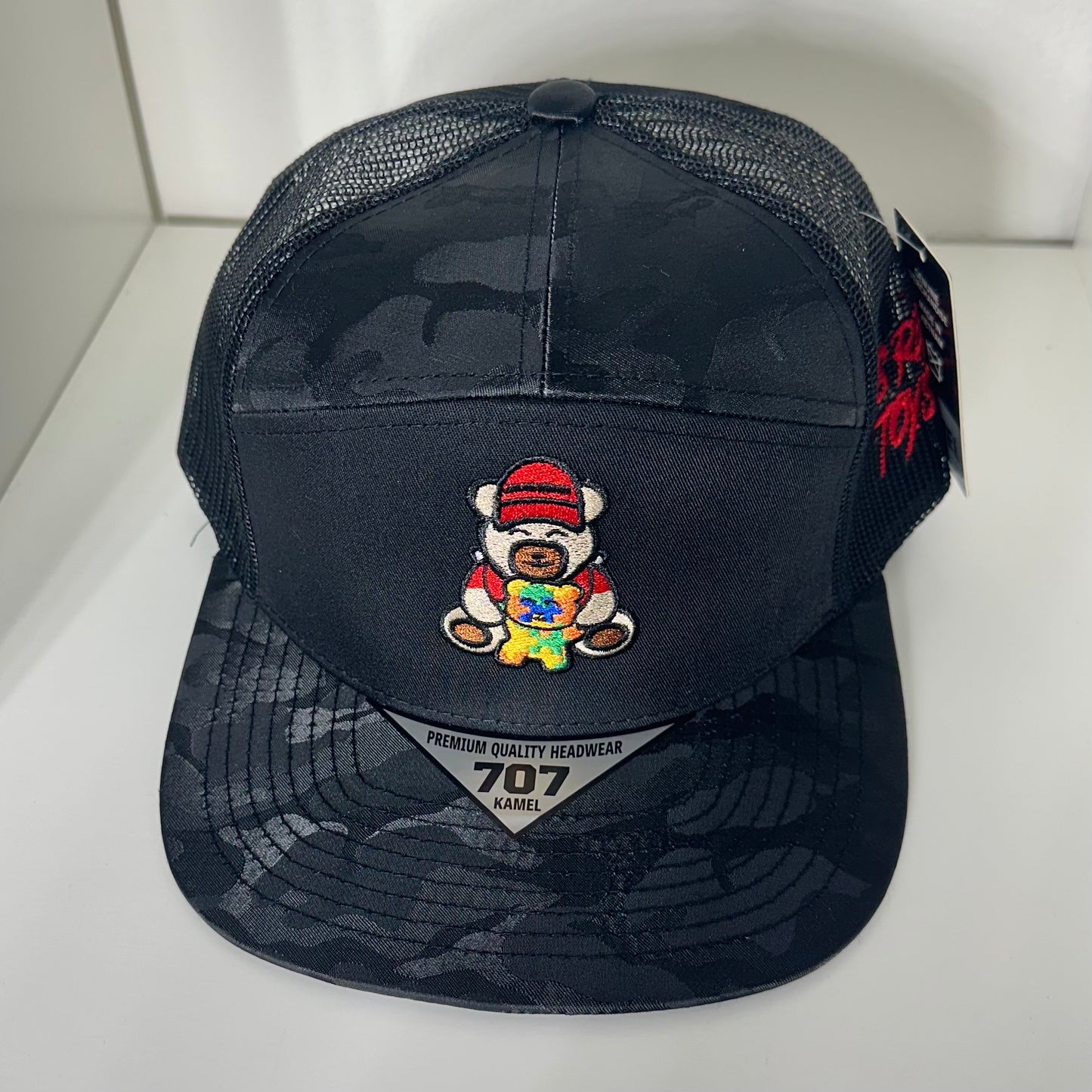Los Red Toys Bear Hat Especial Edition (Autism)